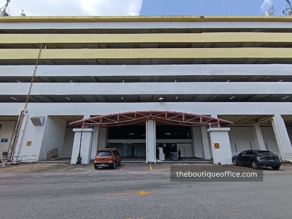 Seri Kembangan Warehouse Retail Space for Rent